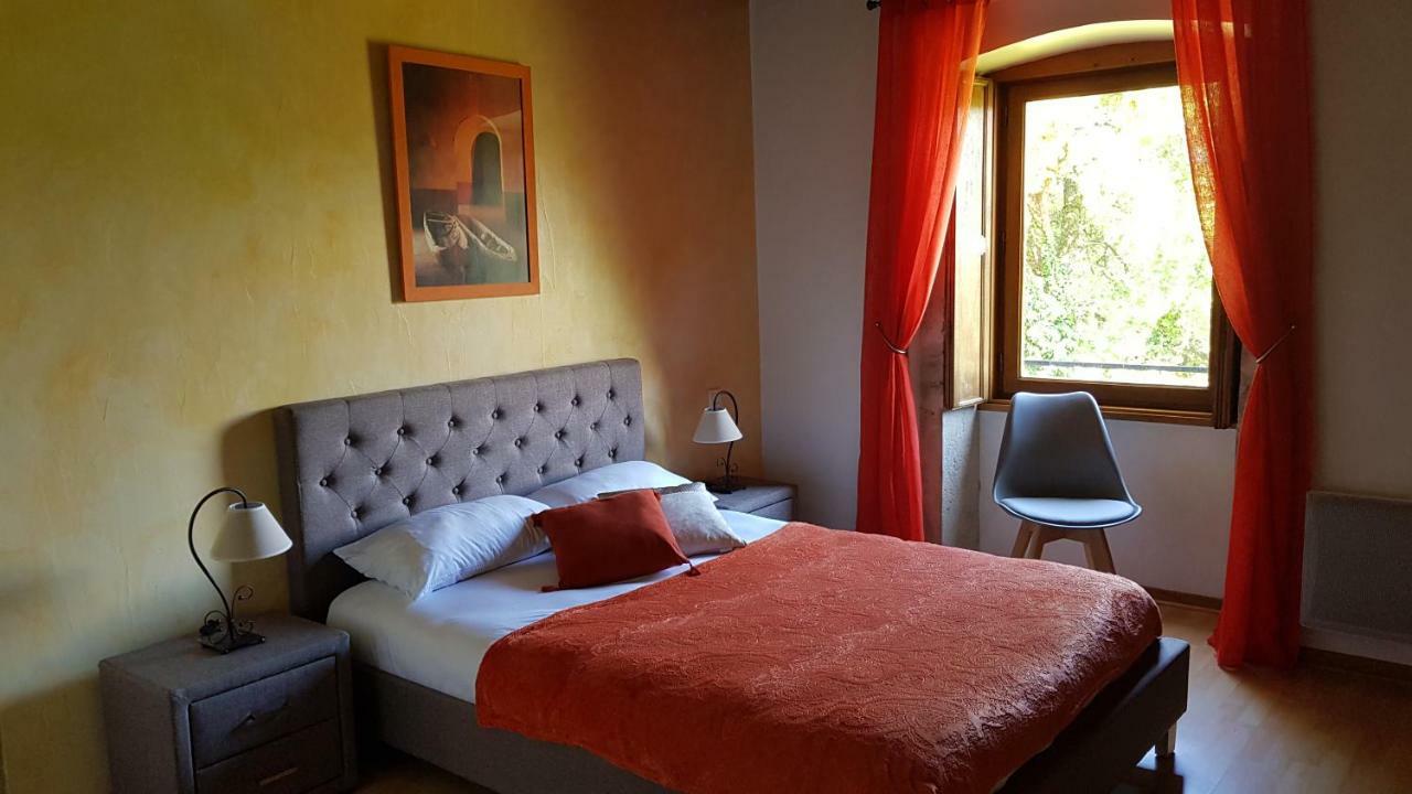 Auberge Du Vernay Charette  Eksteriør billede